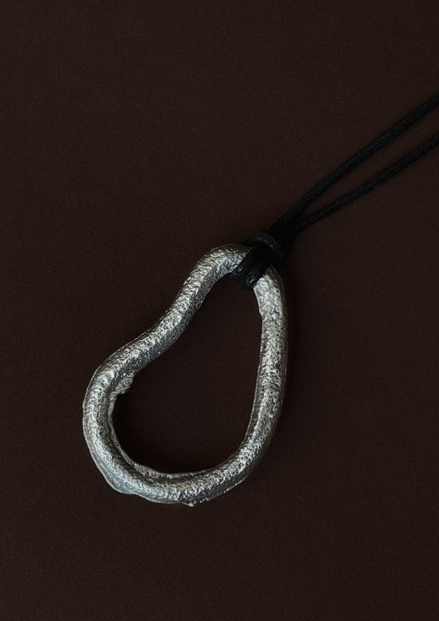 RAVI pendant