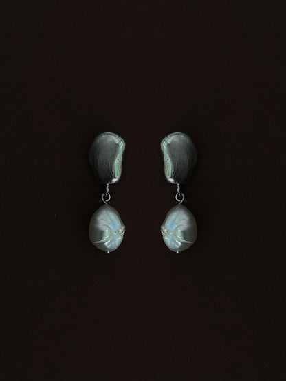 ANITA Pearl Earrings