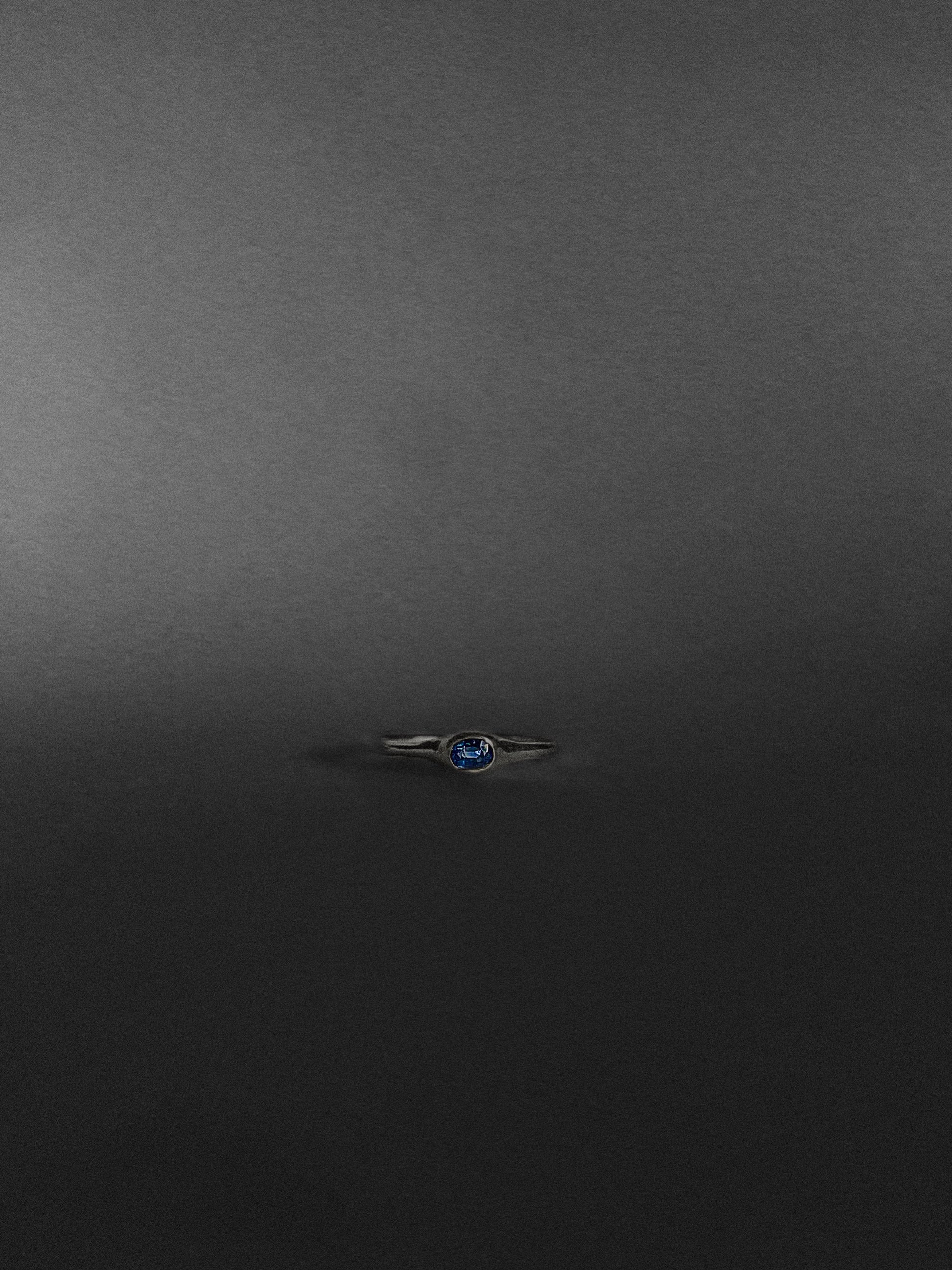 NITYA Ring_ Blue Sapphire